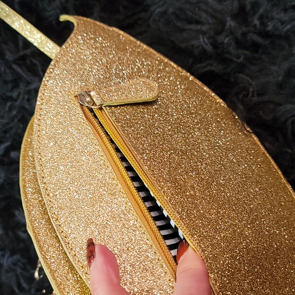 *SOLD * Nila Anthony glitter eyeball purse - Picture 3 of 9